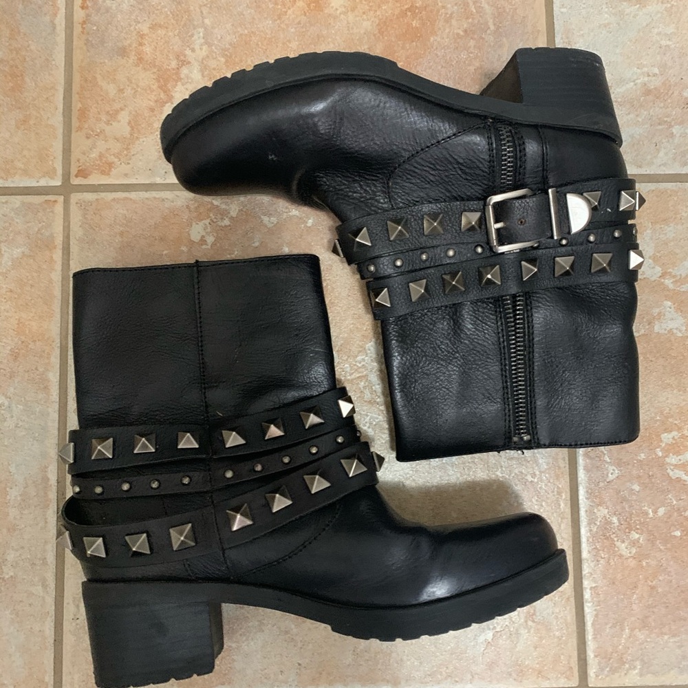 BCBG Studded leather booties